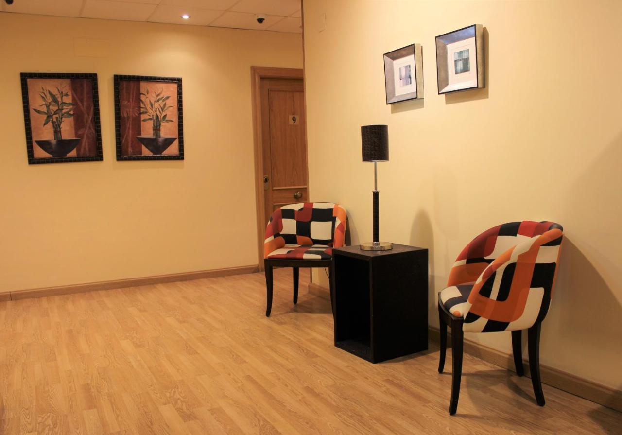 Hostal San Isidro Autol Екстериор снимка