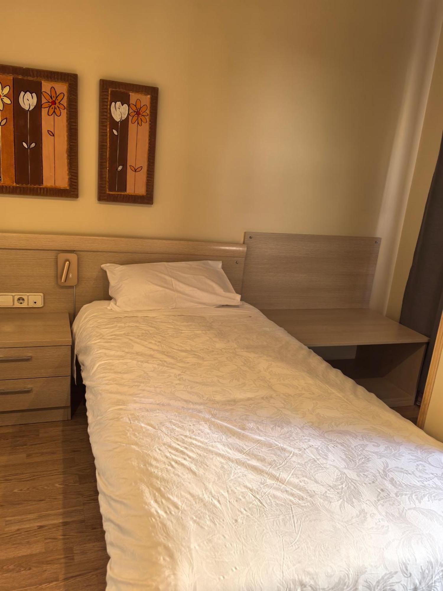 Hostal San Isidro Autol Екстериор снимка